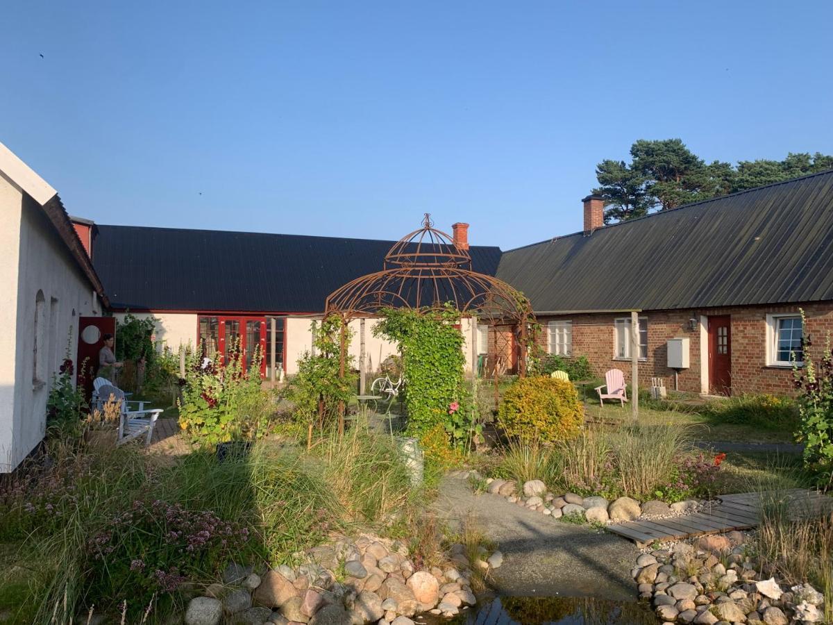 Strandbadsgarden B&B Loderup Экстерьер фото